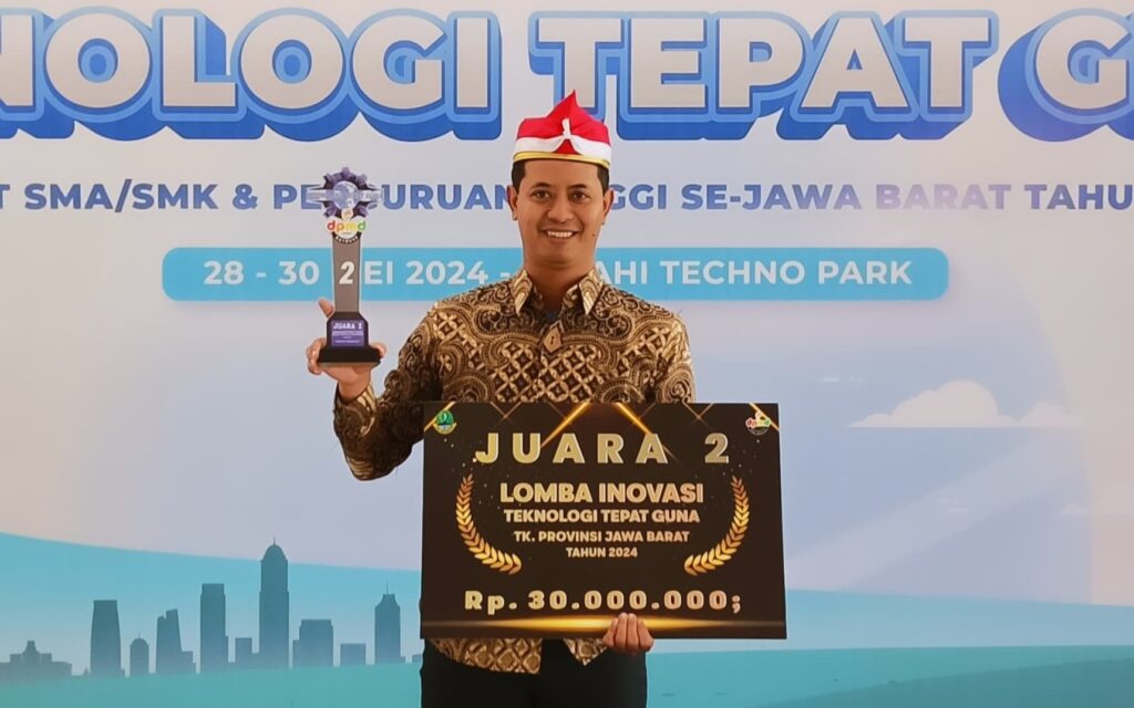 Dede Nurdiansyah Ciptakan Traktor Robotik Berbasis Android