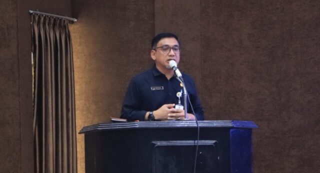 Kepala Dinas Kesehatan Kabupaten Bekasi dr. Alamsyah (foto dokumentasi Humas Pemkab Bekasi)