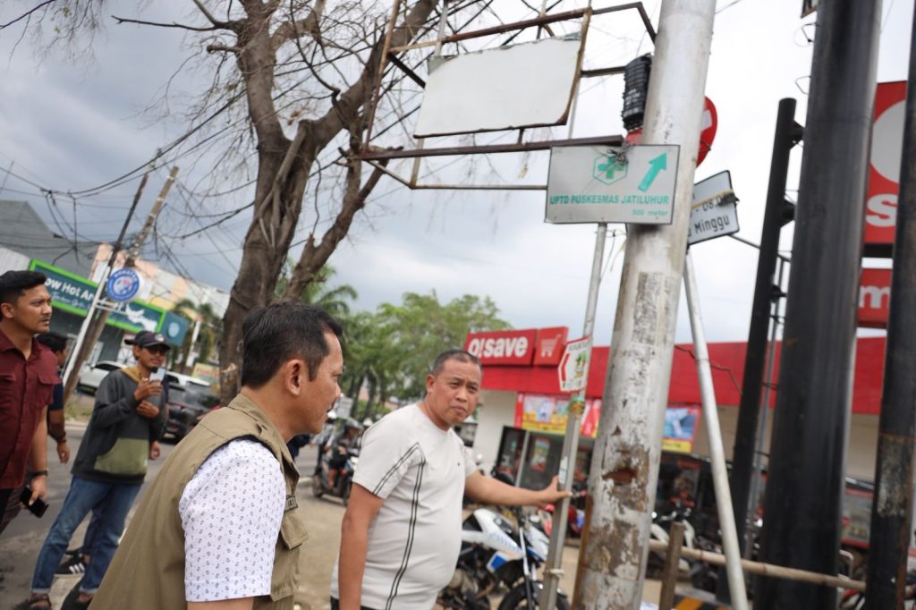 Sidak Jatiasih, Wali Kota Bekasi Tata Ulang Ducting Kabel dan Reklame