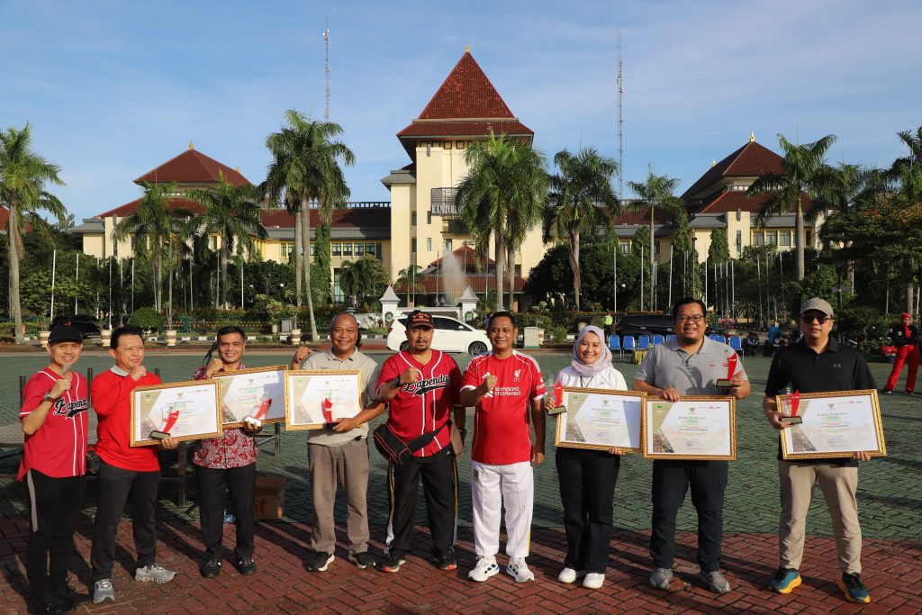 Lampaui Target 101 Persen, 7 Perusahaan Listrik Terima Penghargaan dari Pemkab Bekasi