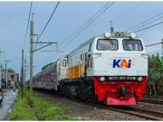 Tragedi di Stasiun Bekasi Timur: KA Argo Bromo Anggrek Tabrak KRL, Evakuasi Korban Berlanjut hingga Dini Hari