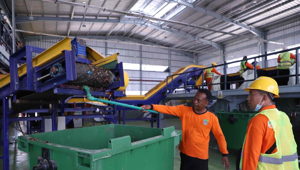 Dioptimalkan Mesin Pengering Terbaru, TPST Kertamukti Targetkan Pengolahan Sampah 50 Ton Perhari
