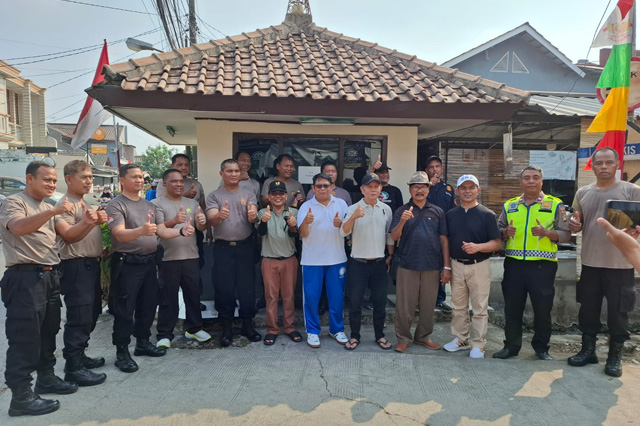 Menyambut HUT RI Ke 81 Polsek Bekasi Selatan Mengadakan Kerja Bhakti