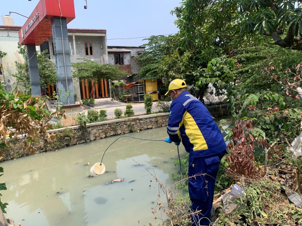 DLH Kota Bekasi Lakukan Pengawasan Pengelolaan Limbah Usaha Restoran